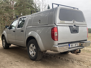Nissan Navara (2 foto / 8)