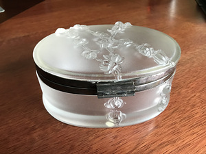 Lalique "Coppelia" laegas (3 foto / 4)