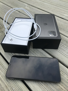 iPhone 11 Pro Max 256 Gb (1 фото из 5)