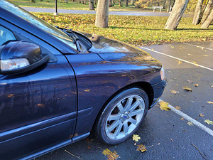 Volvo s60 2008 (8 фото из 12)