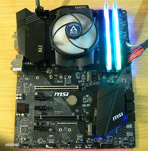 MSI B450 GAMING PRO CARBON WIFI, Ryzen 7 2700X,DDR4 RGB 16GB (5 foto / 10)