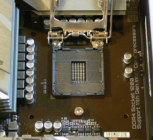 Gigabyte Z590 Gaming X, i5-10400,RGB DDR4 32GB,SSD 512GB M.2 (8 foto / 10)