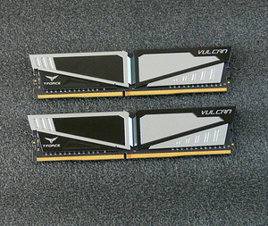 AsRock AB350 Pro4, Ryzen 5 3400G, DDR4 16GB, SSD 250GB M.2 (7 foto / 10)