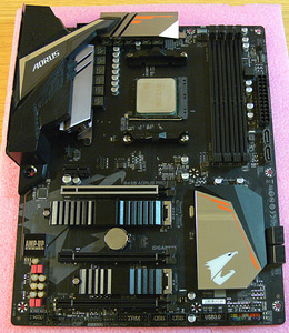 Gigabyte B450 AorusPro,Ryzen9 3900x,DDR4 RGB 16GB,SSD 512GB (5 foto / 9)
