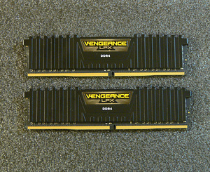 Gigabyte B660M DS3H, i3-12100F, DDR4 16GB, SSD 512GB (6 foto / 10)