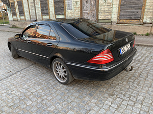 Мерседес Бенц S320 (4 фото из 9)