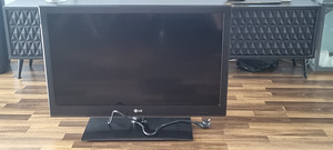 Продается 32" LG Full HD Smart TV 32LV3550 (2 фото из 5)