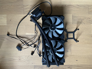 Corsair h110i GT (1 foto / 5)