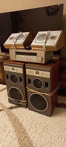 Audiokomplekt. 2 esikõlarit + 2 tagakõlarit + võimendi (2 foto / 10)
