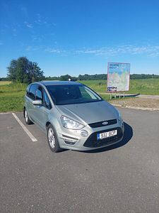 Ford s max (4 фото из 8)