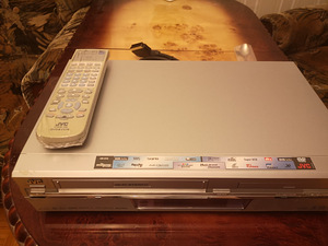 Video/CD salvestaja. (4 foto / 4)