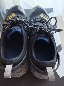 Продам кроссовки Puma (2 фото из 3)