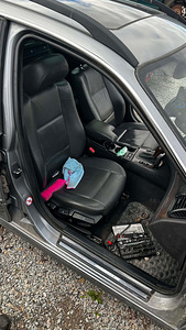 BMW e46 салон, сиденья, черный потолок, деревянные вставки, руль (2 фото из 5)