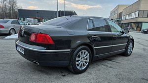 Volkswagen Phaeton 4-Motion 4x4 3.0TDi V6 171kw (4 foto / 10)
