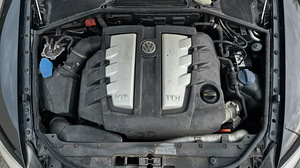 Volkswagen Phaeton 4-Motion 4x4 3.0TDi V6 171kw (10 foto / 10)