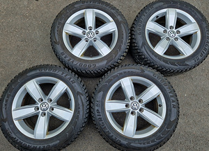 R16 VW originaal veljed naastrehvidega 8mm 5x112 - UUS (2 foto / 5)