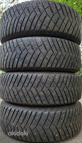 R17 Goodyear 215/65/17 - 8mm - 95% naelad