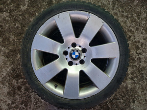 R18 BMW 500 veljed naastrehvidega 5x120 E34 E39 E60 (1 foto / 3)