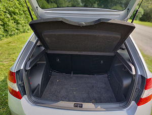 Skoda Rapid spaceback Ambition 1.6 66kW (9 foto / 11)