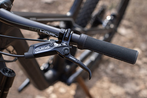 MTB Canyon Neuron CF SLX 9 (2 foto / 10)