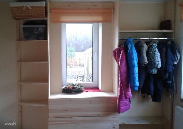 Новый деревянный шкаф в прихожую (фото #1)