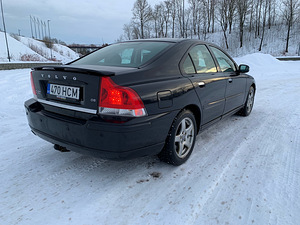 Volvo S60 D5 136KW (Webasto) (4 foto / 9)