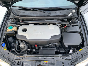 Volvo S60 D5 136KW (Webasto) (8 foto / 9)