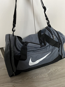 Spordi kott Nike (1 foto / 6)