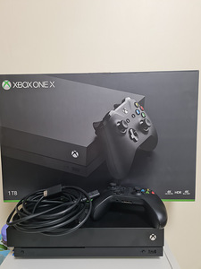 Xbox one x 1tb (1 foto / 1)