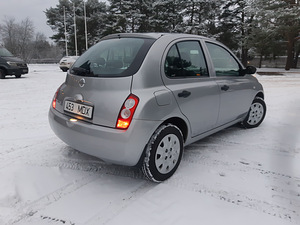 Nissan Micra (8 фото из 15)