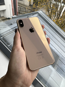 Apple iPhone XS 256GB Gold (1 foto / 7)