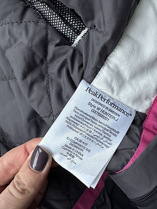 PEAK PERFORMANCE TALVEJOPE / PARKA! M-L / velvetkangas (7 foto / 10)