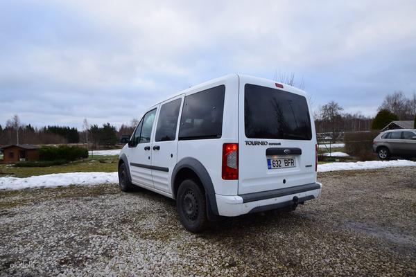 Ford Transit Connect 2011 (foto #3)