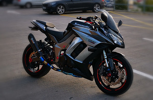 Kawasaki Ninja Z 1000 SX (1 foto / 10)