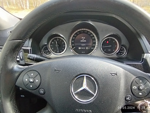 W212 мерседес (4 фото из 11)