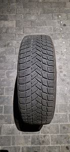 MICHELIN ICE X ШИПОВАННЫЕ ШИНЫ + ОРИГИНАЛЬНЫЕ ДИСКИ VW R16 215/65 (2 фото из 6)
