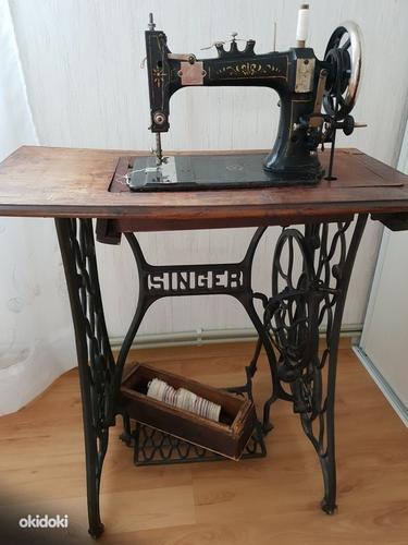 Швейная машинка SINGER (фото #1)
