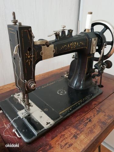 Швейная машинка SINGER (фото #2)