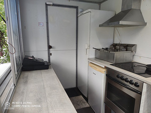 Rent, toidu kiosk/ haagis street food (6 foto / 10)