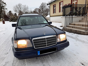 MB W124 T E220 1995a (4 foto / 12)