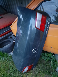 Opel Omega varuosad (10 foto / 10)