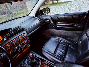 Opel Omega 2.0 16V manuaal (7 foto / 15)