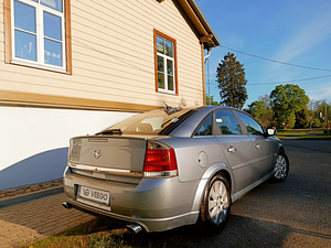 Opel Vectra Facelift (5 фото из 15)