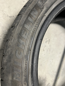 Мишлен r18 (2 фото из 4)