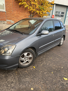 Honda civic 1.7 (2 foto / 8)