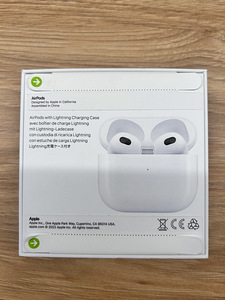 Uus! Apple AirPods (3gen) (3 foto / 3)