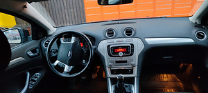 FORD MONDEO (8 фото из 10)