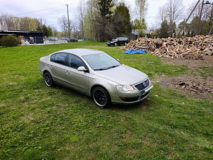 Volkswagen Passat (6 foto / 8)
