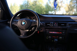 BMW 330 Facelift xDrive 3.0 180kW (9 foto / 10)