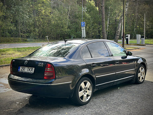 Skoda Superb 2.5 2004a (5 фото из 9)